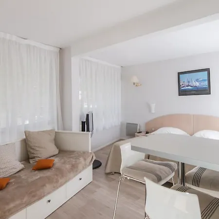 Le Crystal Apartamento *