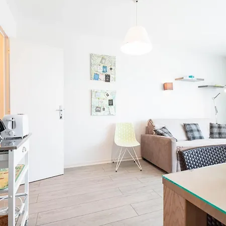 Le Crystal Apartment